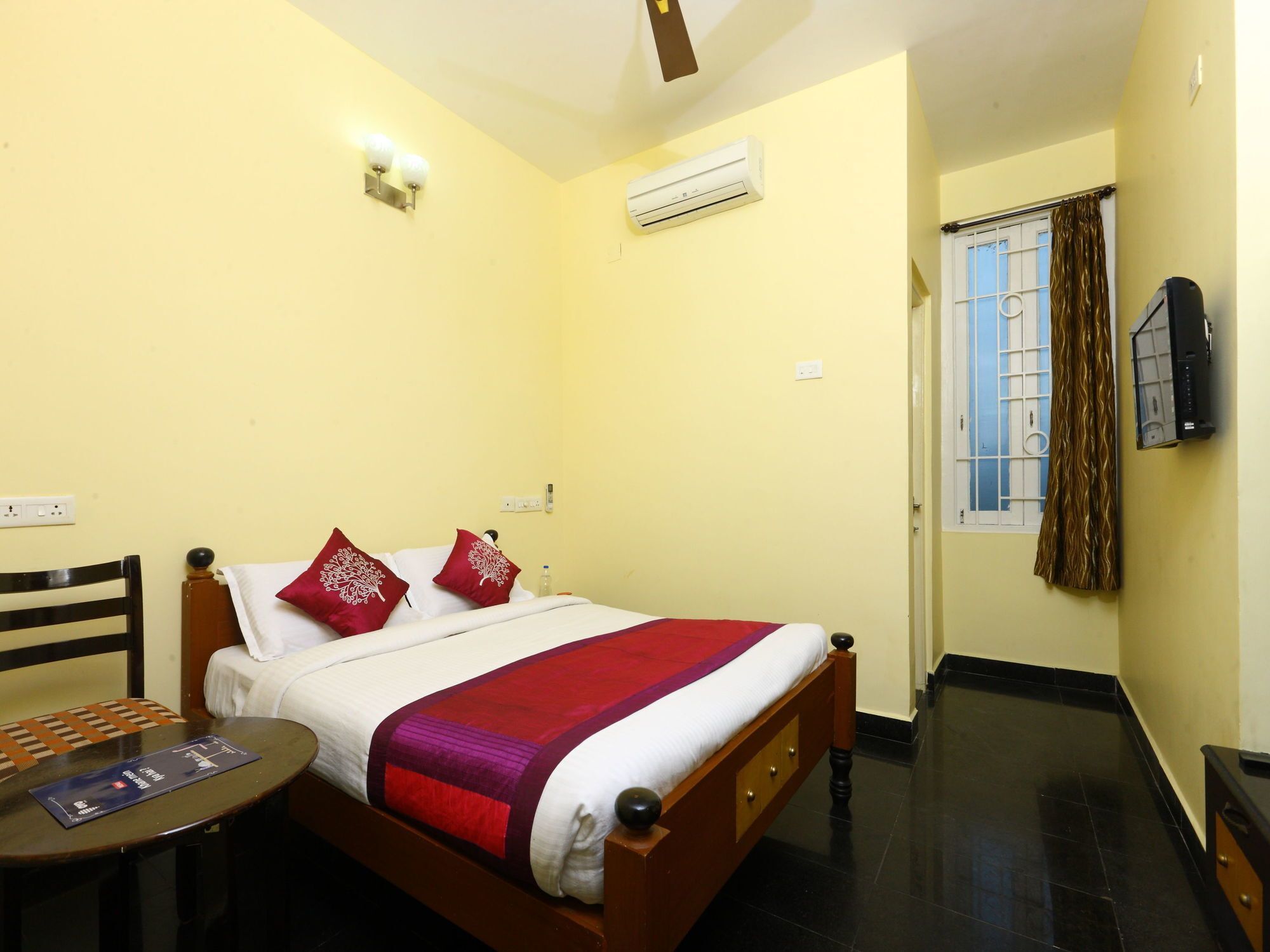 Oyo 10630 Hotel Nano Turf Maduraj Zewnętrze zdjęcie